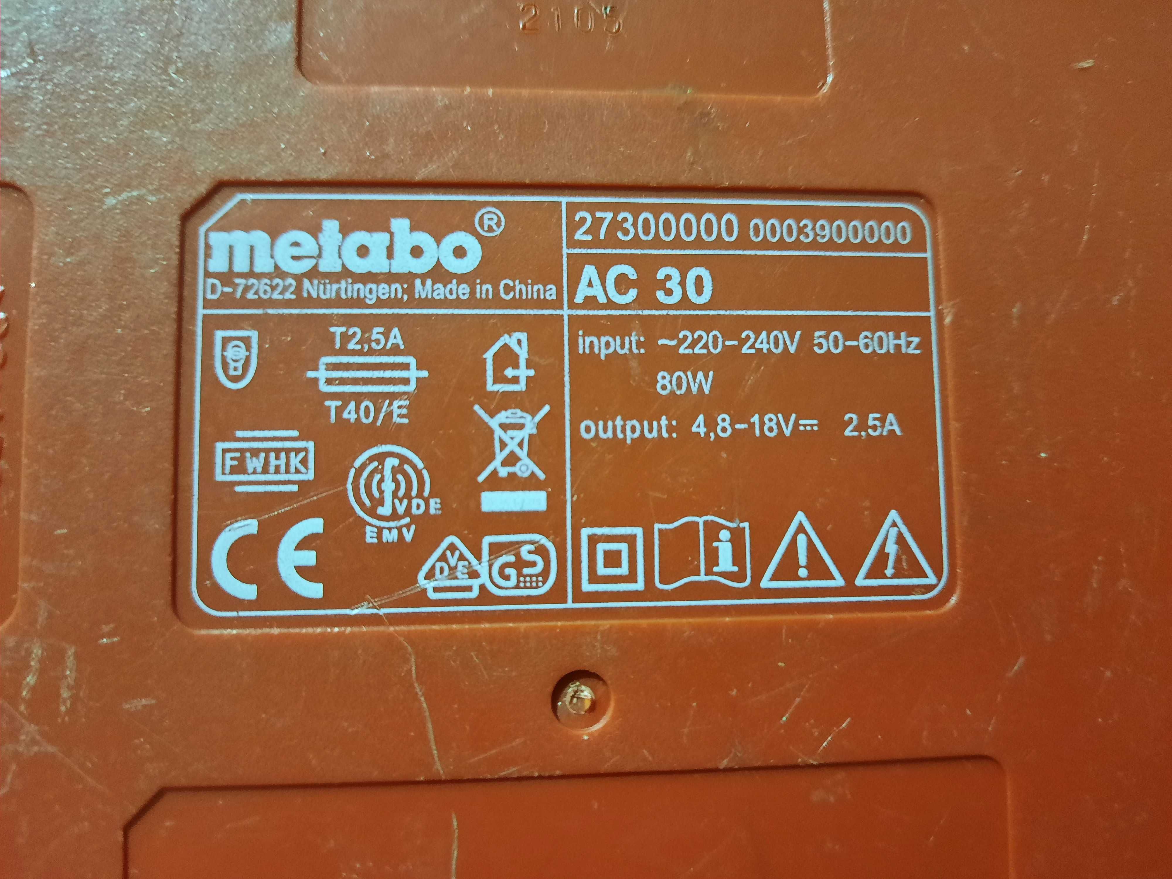 Зарядное Metabo метабо рабочее и аккумулятор