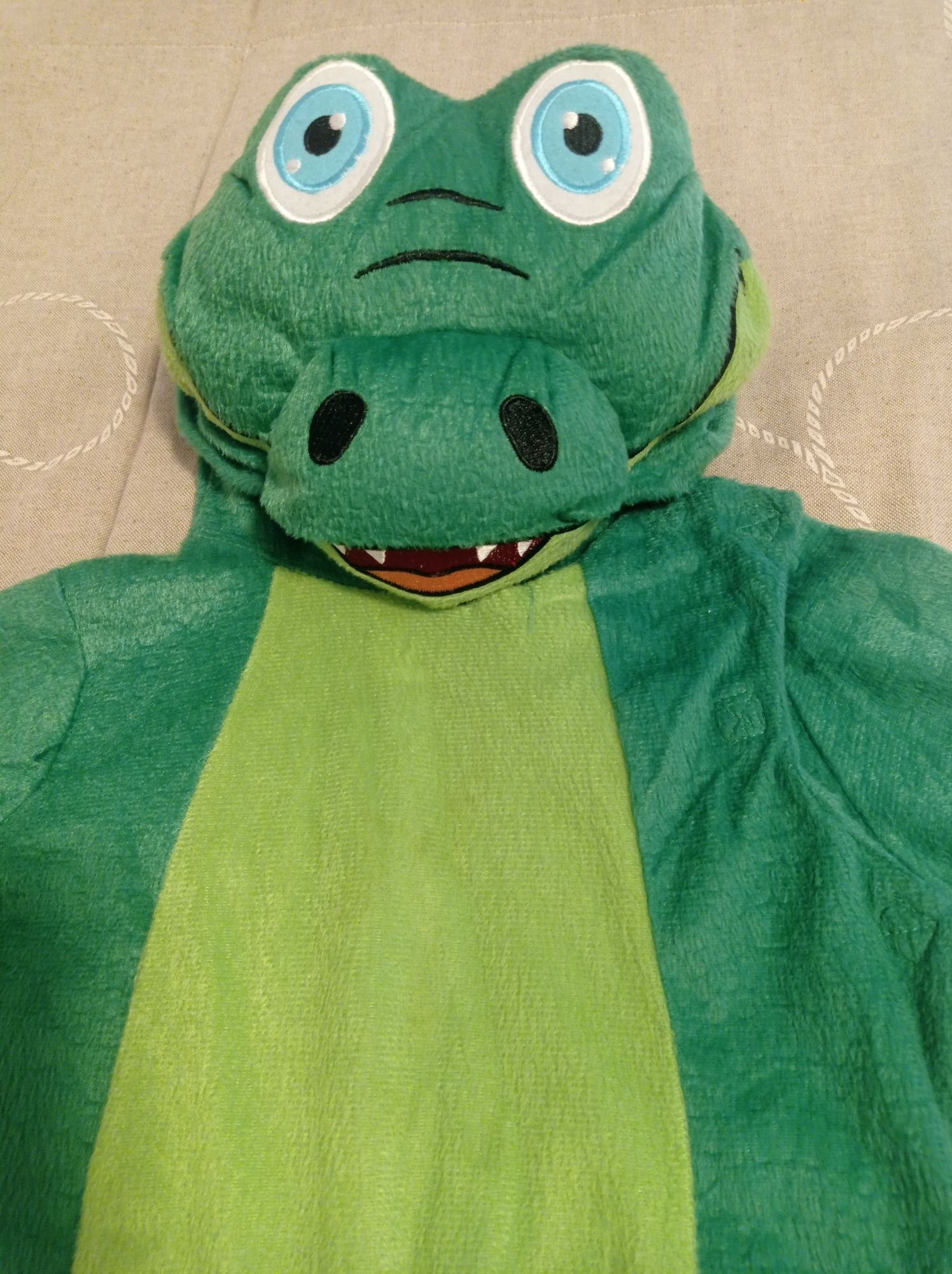 Disfarce / fantasia de crocodilo Tam. 3-4 anos