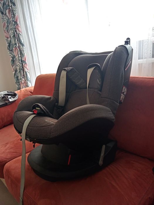 Fotelik samochodowy Maxi Cosi ECE R44-04 od 9 do 18 kg