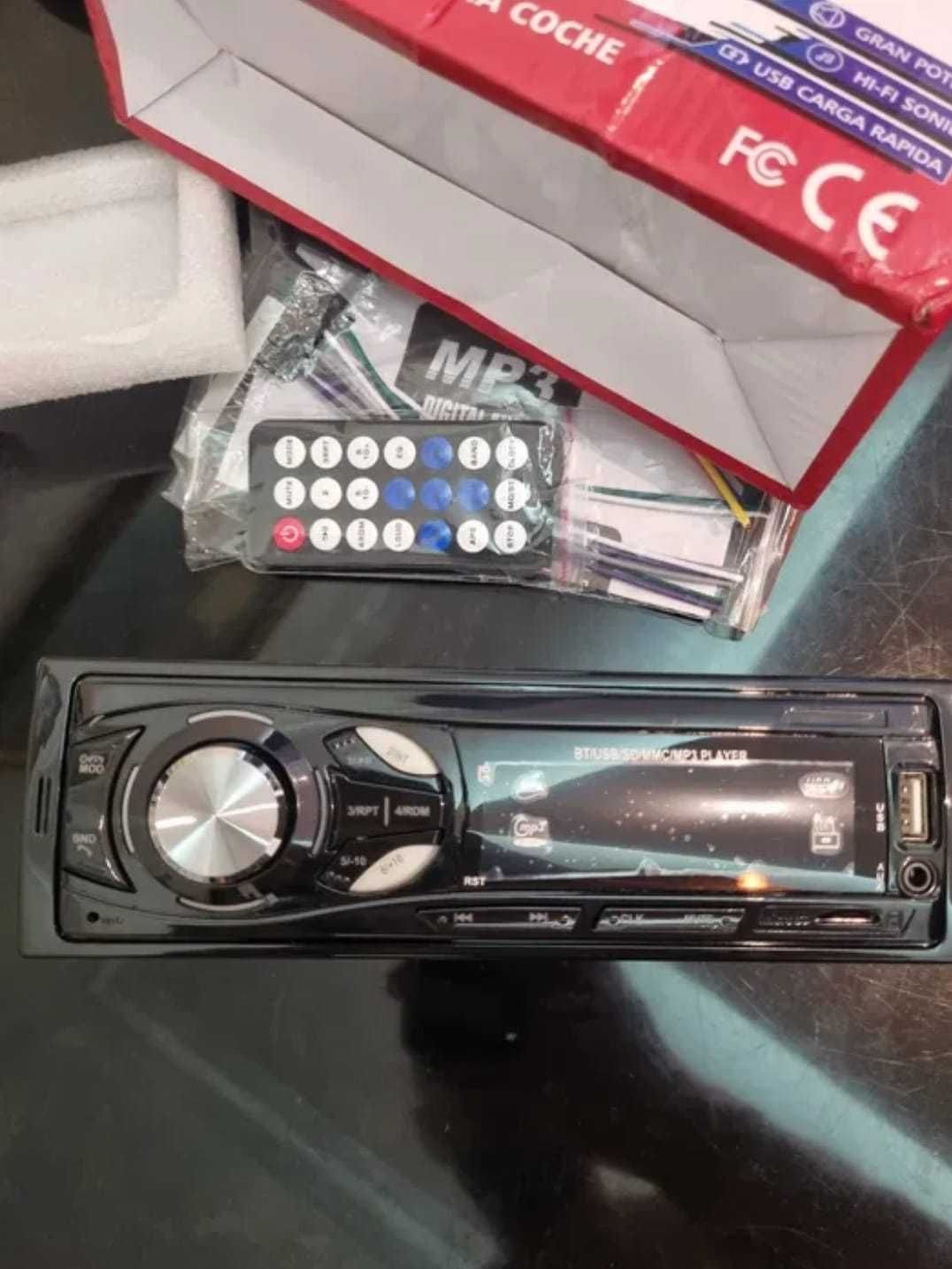 Rádio automotivo Por Estrear