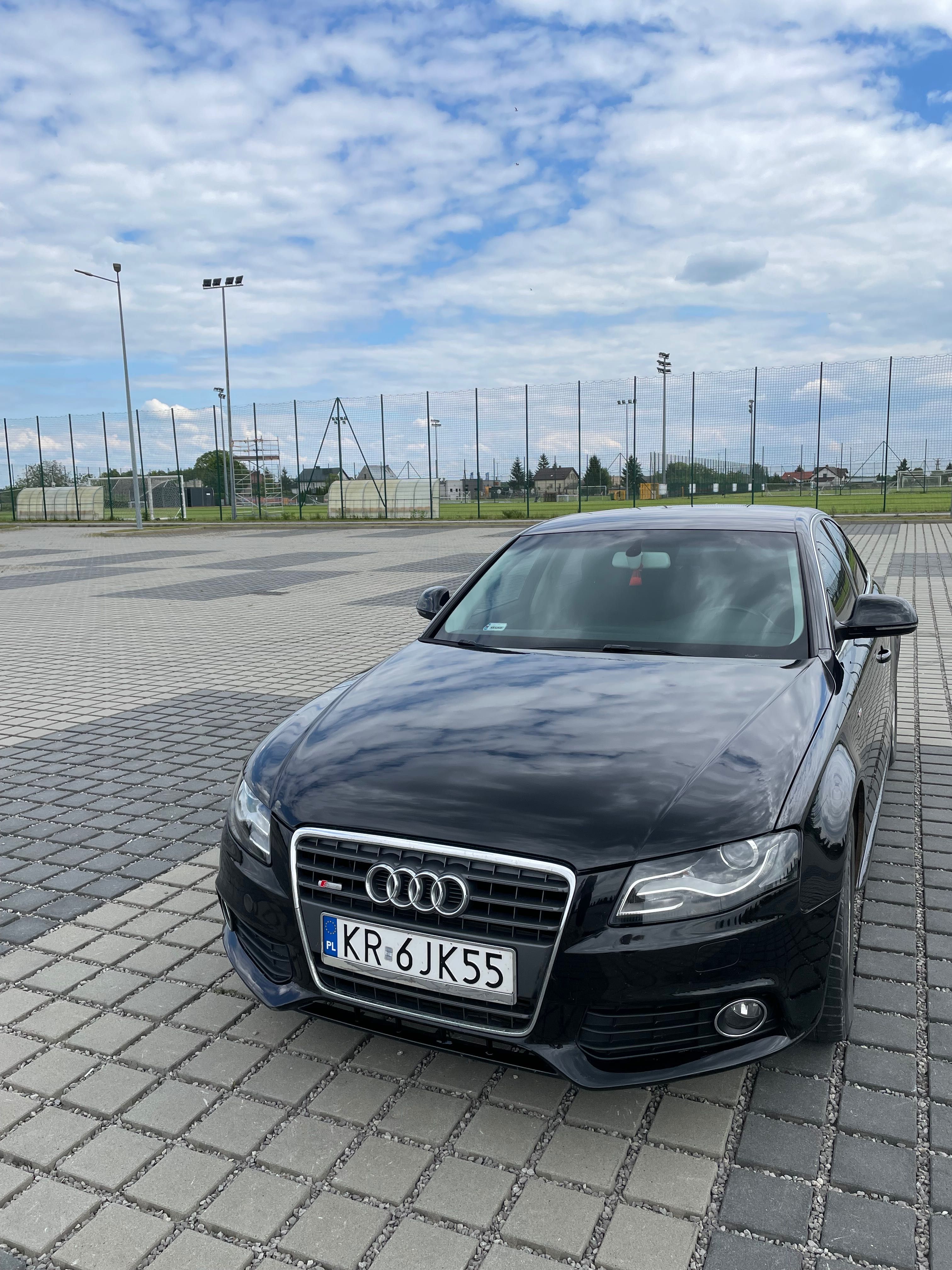 Sprzedam Audi A4B8 2.0 TDI