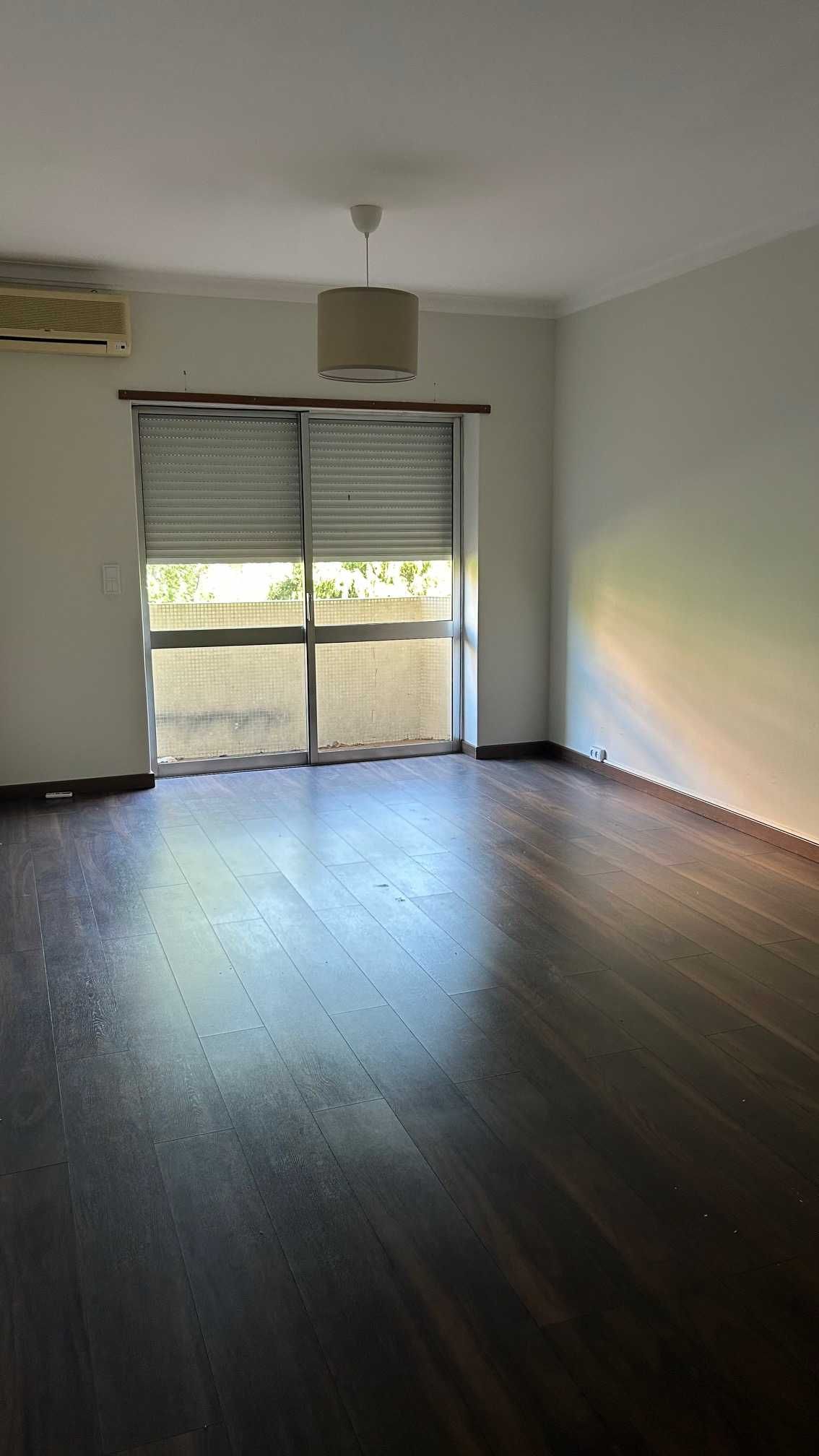 Apartamento T2 (São Victor - Braga) - Junto às piscinas e Clube Ténis