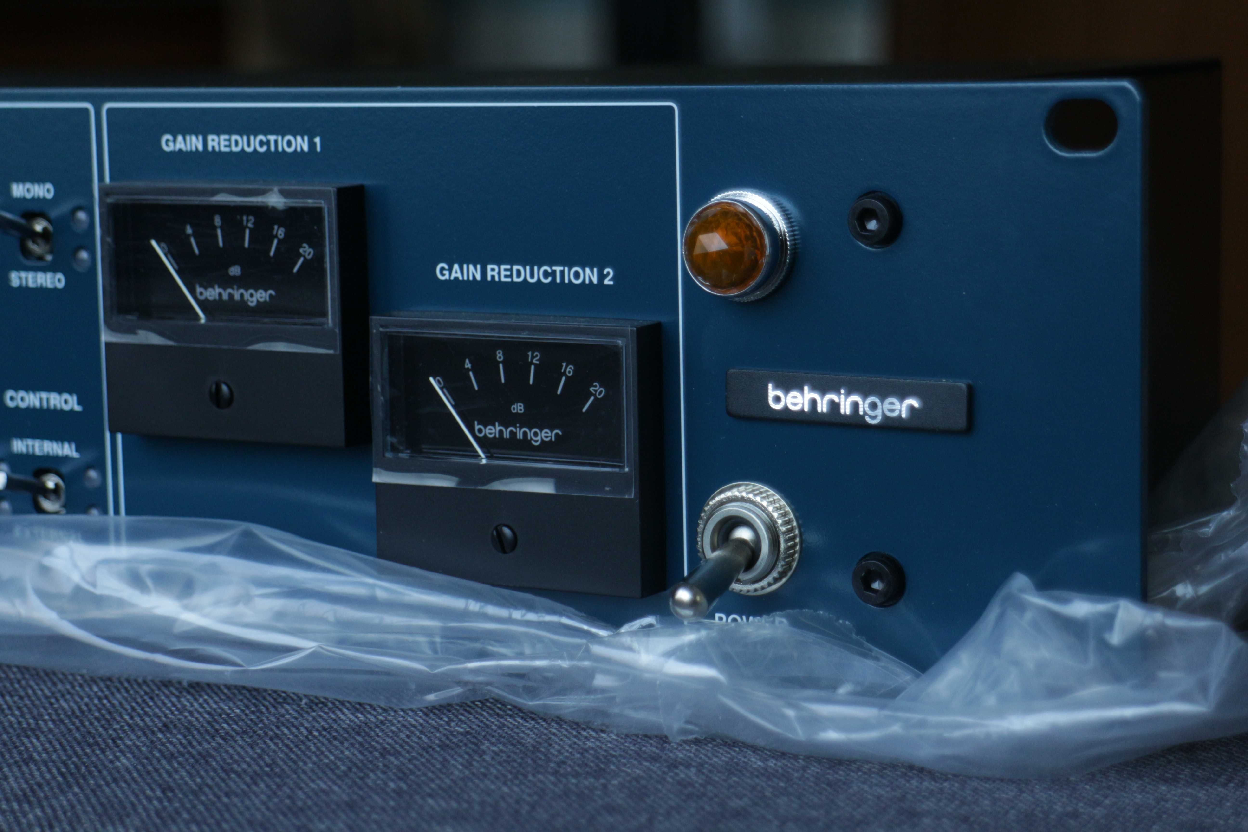 Behringer 369 Compressor Limitador