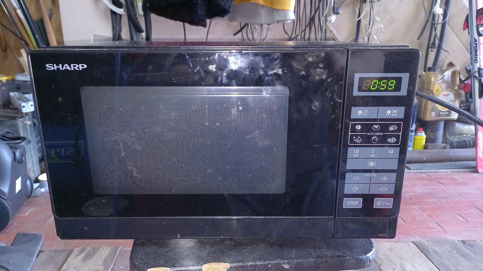 Mikrofalówka Sharp 17L