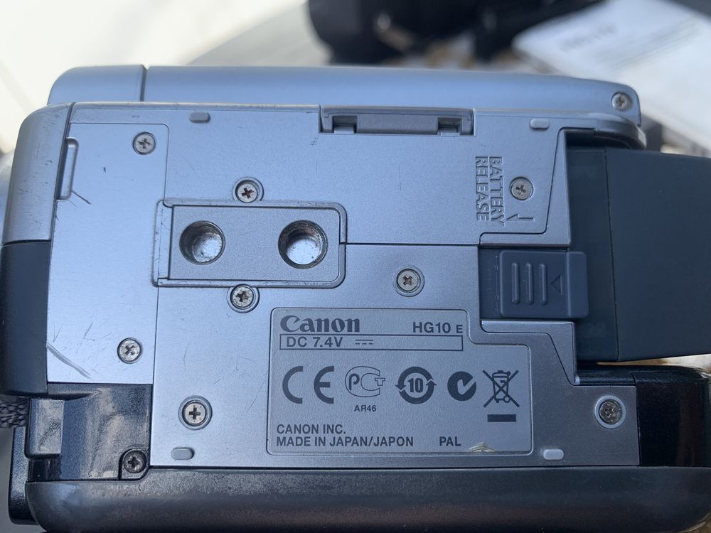 Canon HG 10. Hdd 40 gb made in Japan