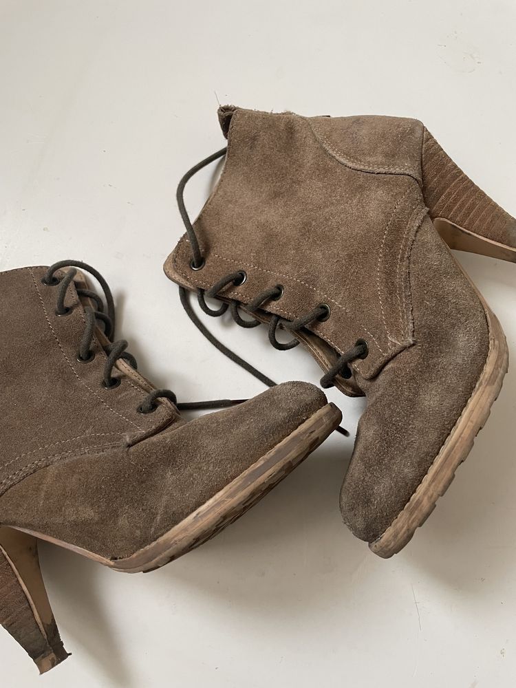 Buty zamszowe boho botki wiązane zamsz 38 Next obcasy oksfordy