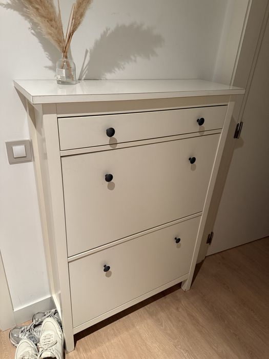 Sapateira usada ikea