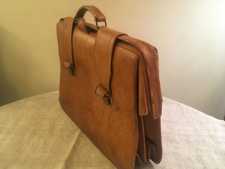 Винтажный кожаный портфель