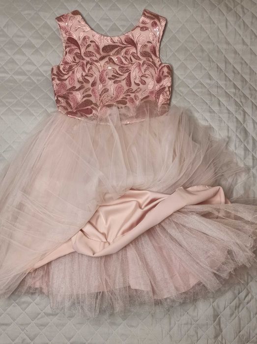 Святкова сукня Zironka на зріст 146 см – як нова!