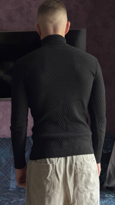 Гольф чоловічий плетений