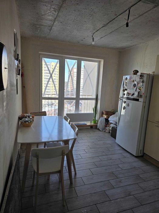 Продам 3-кімнатну квартиру у ЖК «Діамант», Масив, м.Бровари SL