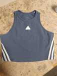Top curto de desporto