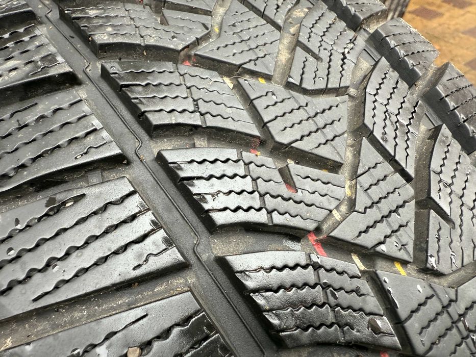 235-55 R19 105V Dunlop Winter Sport 5 SUV 2022 розпаровка 1шт