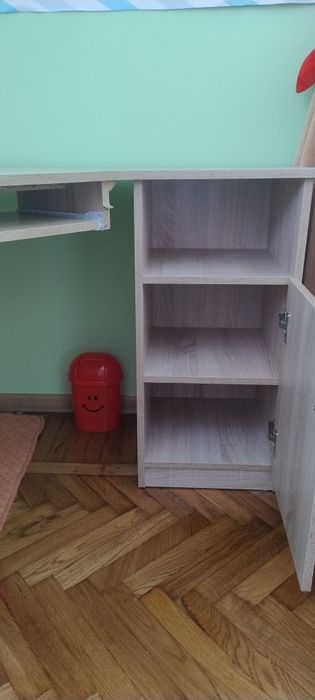 Письмово-компютерний стіл