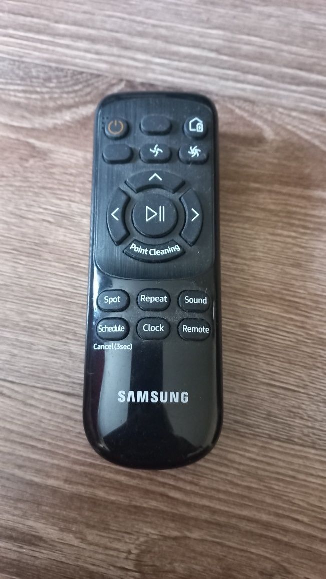 Робот-пылесос Samsung VR10M7030WW/EV