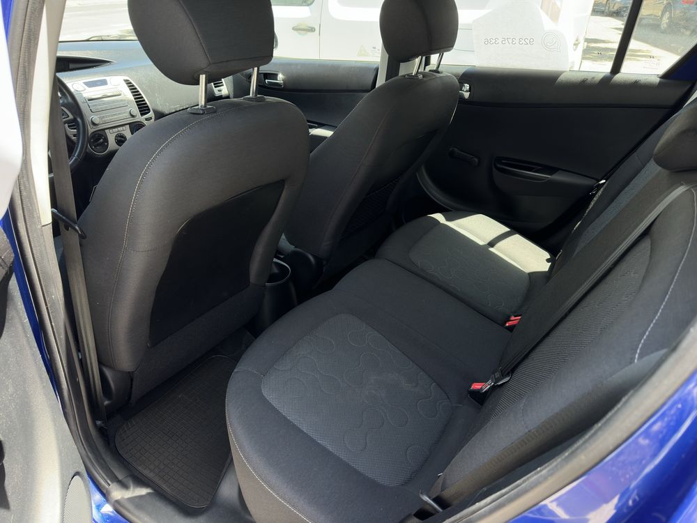 Hyundai i20 1.2 78cv