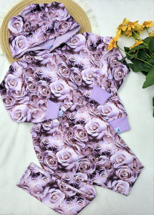 Milky Baby komplet dresowy dres w fioletowe kwiaty 3D 104 cm