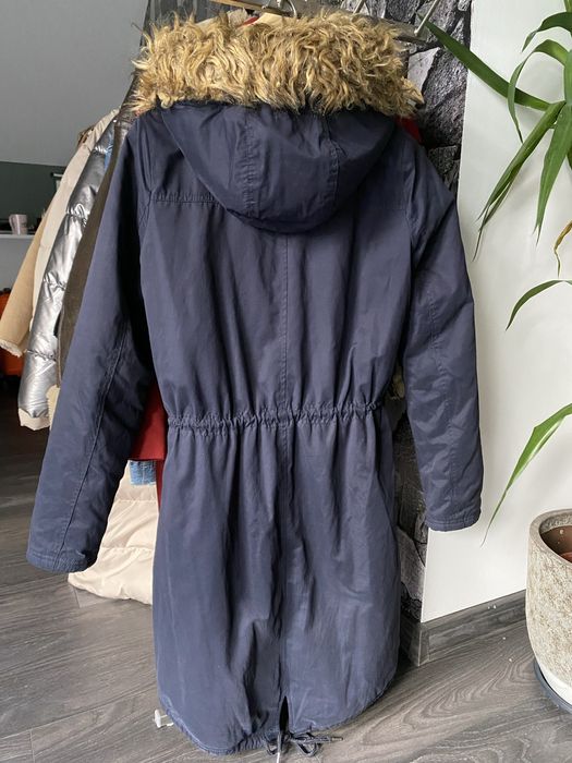 Długa kurtka zimowa Cropp granatowa