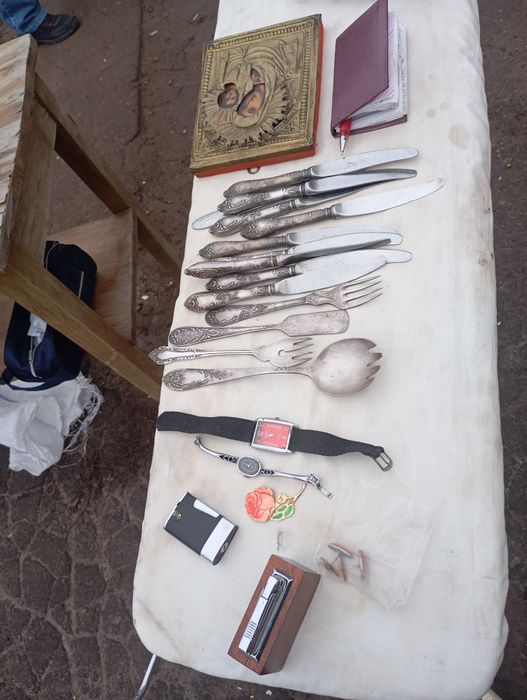 Старинная зажигалка бензиновая