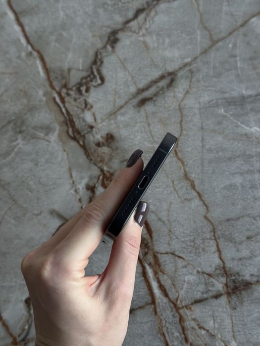 Apple iPhone 16 Pro Max 256gb Black Titanium Neverlock