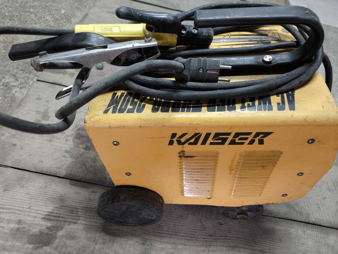 Сварочный аппарат Kaizer 250 турбо.
