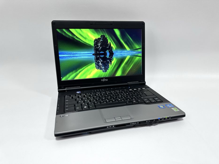 Ноутбук 14" Fujitsu S752 i3-3110M 8GB DDR3/120GB SSD