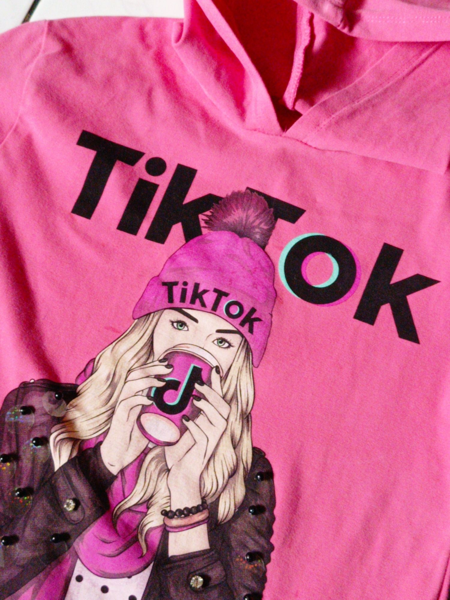 Bluza tik tok.      .