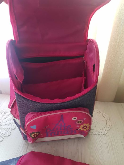 Шкільний рюкзак в доброму стані