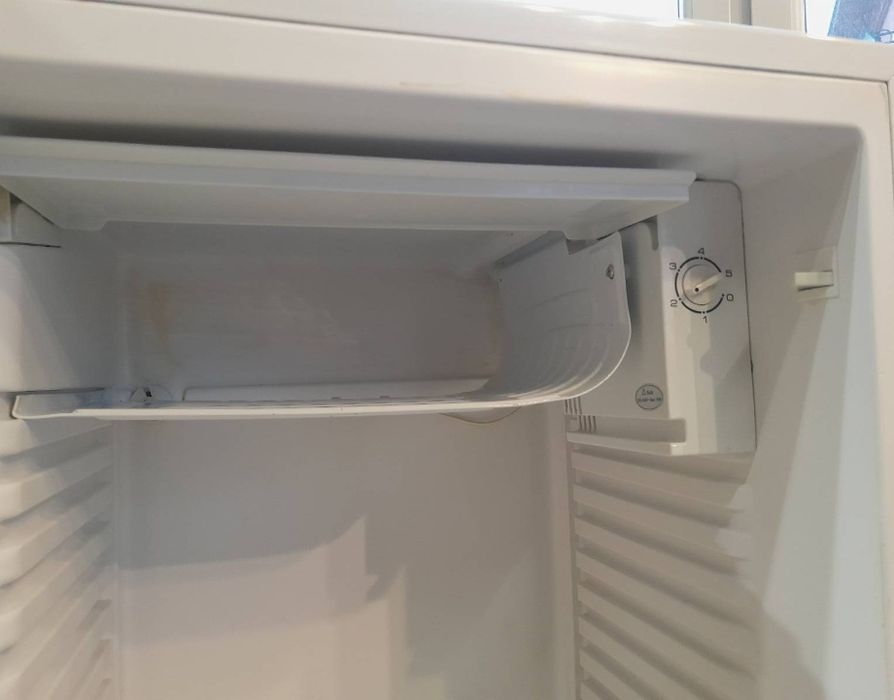 Lodówka, chłodziarka mała