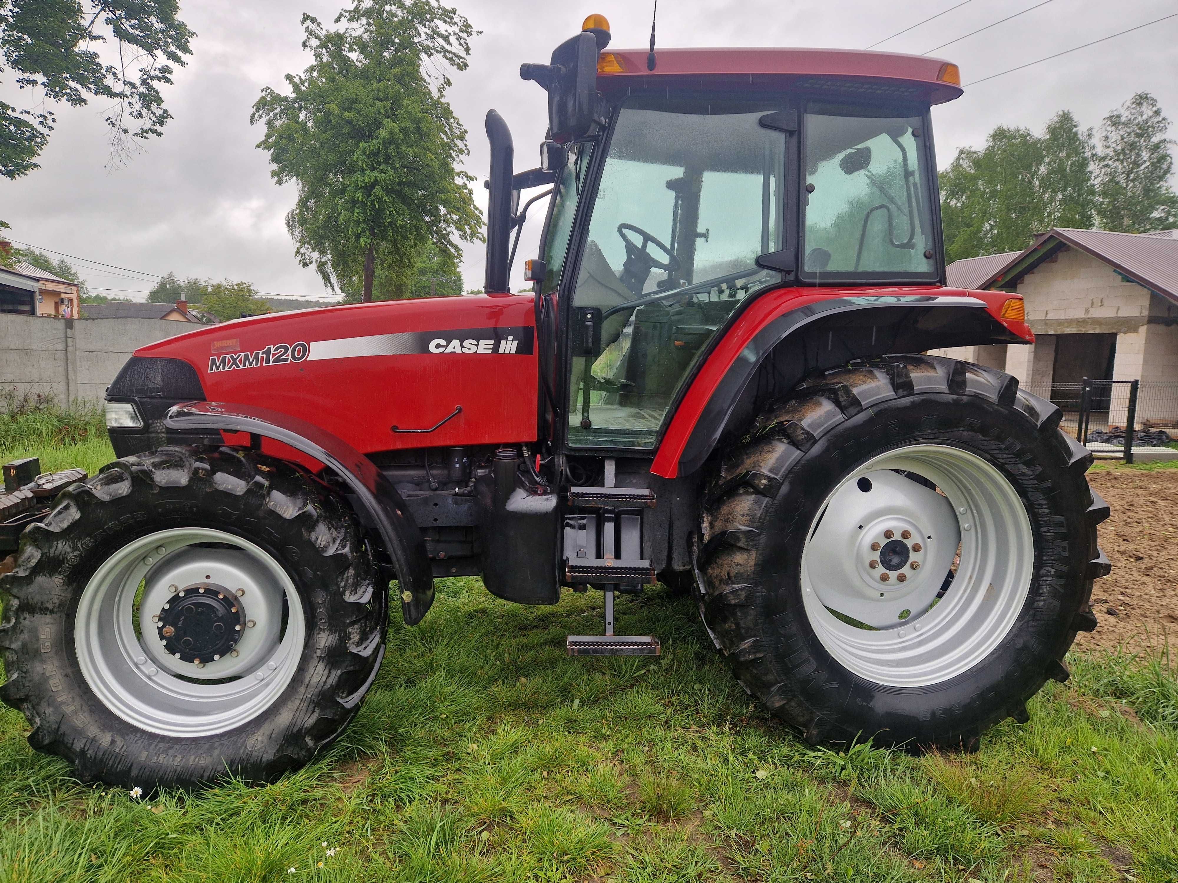 Ciągnik Case MXM 120 MAXXUM