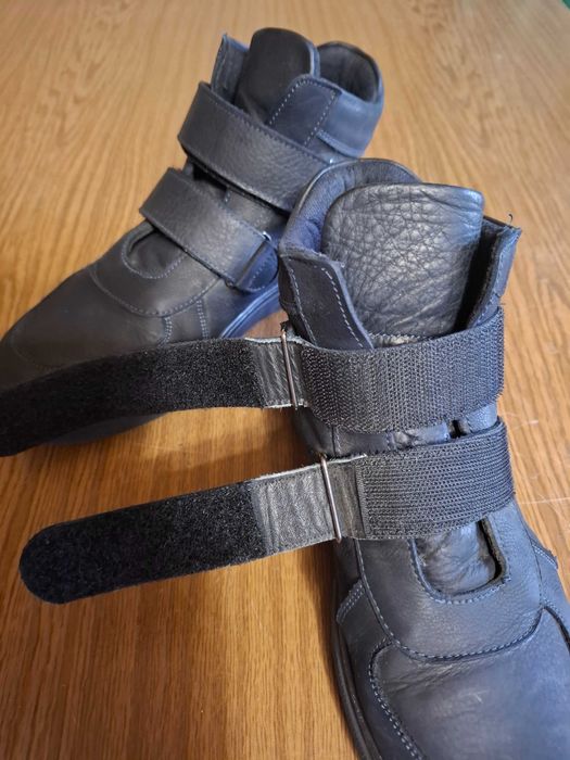 Стильные кожанные ботинки Theo Leo р.40