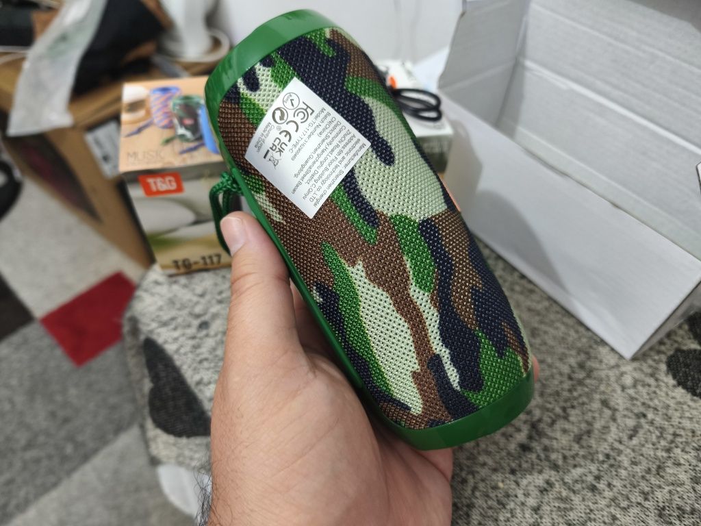Coluna de Som nova na caixa sem uso