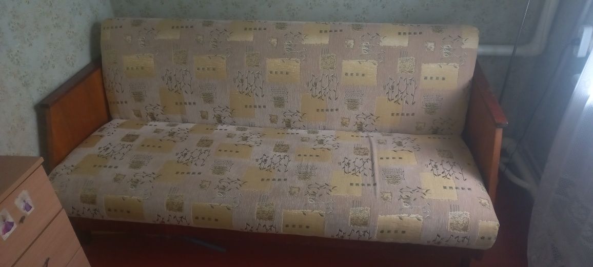 Продам диван раскладной
