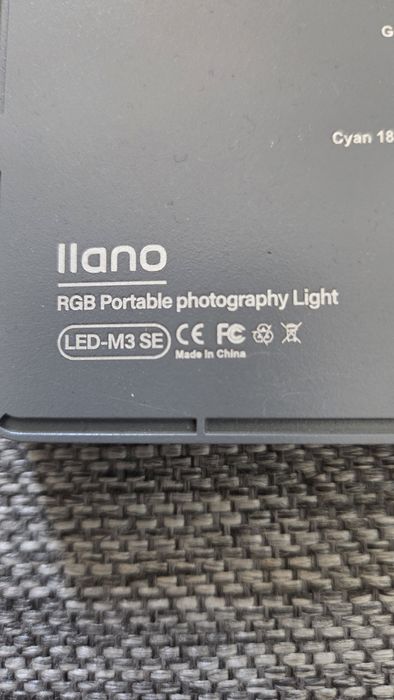 Lampa LED RGB do zdjęć/ filmów Ilano LED-M3 SE