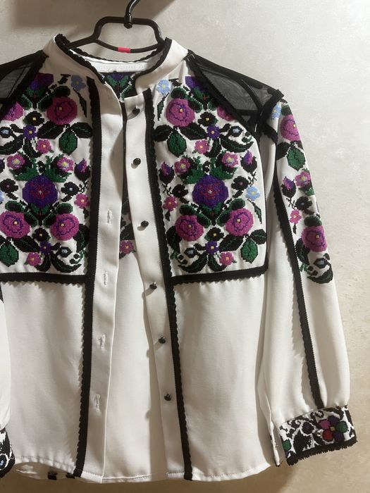 Розпродаж вишиванки!