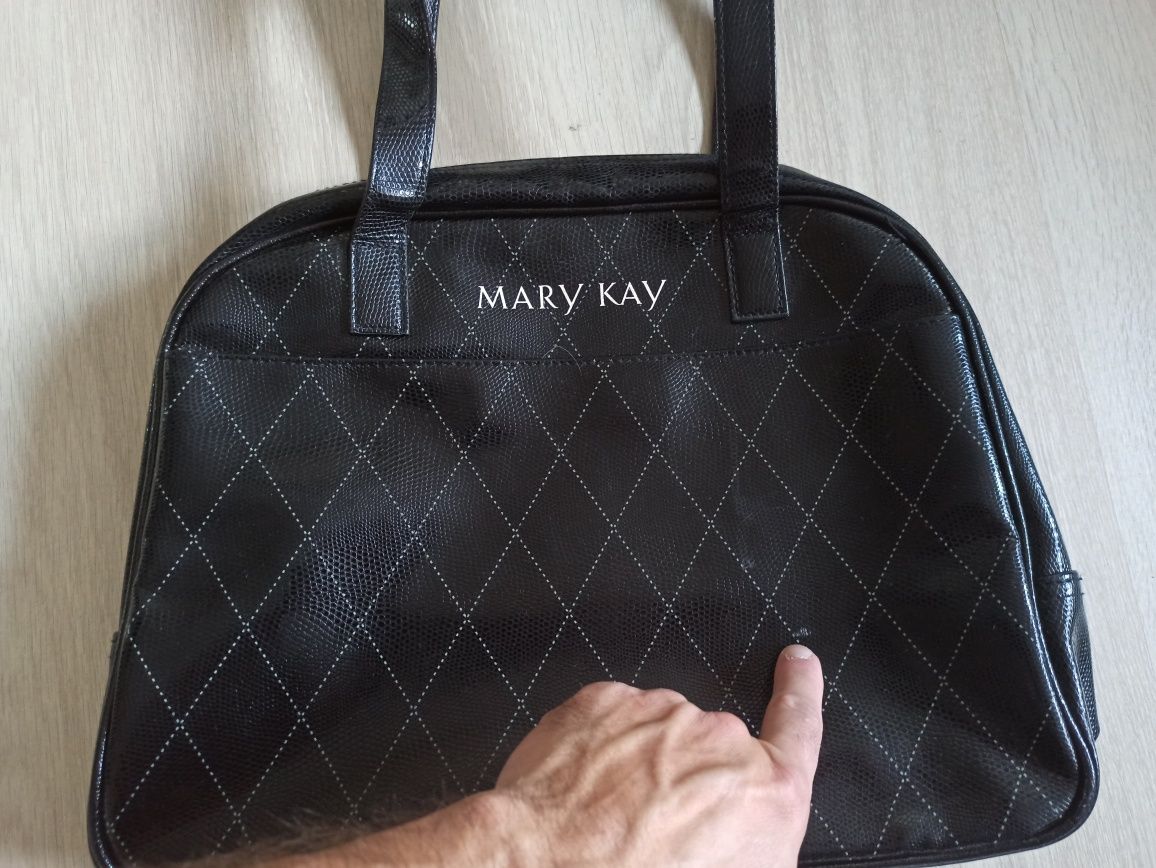 Torebka czarna eksluzywna Mary Kay