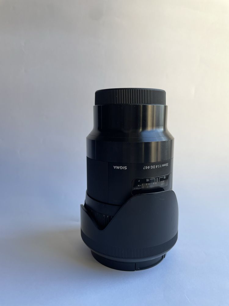 Обʼєктив Sigma 35mm 1.4 для Sony