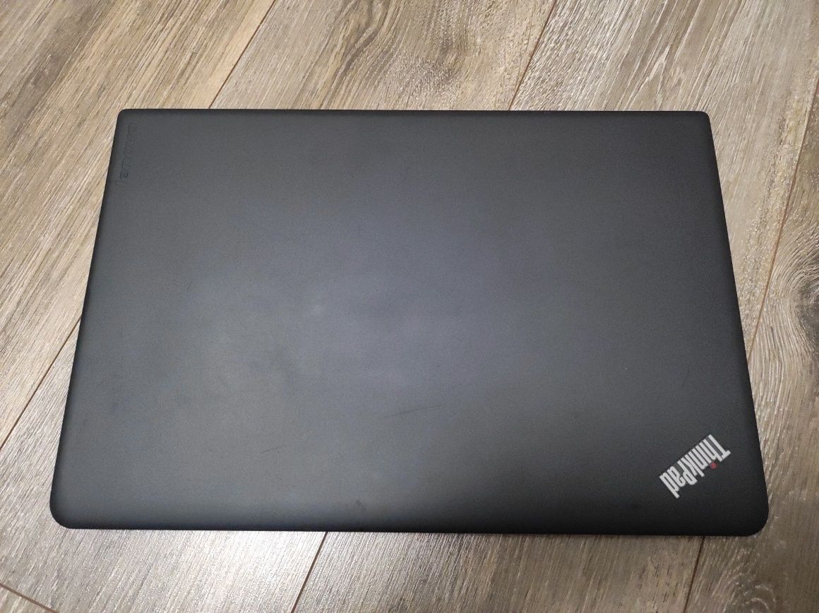 Ноутбук Lenovo ThinkPad E550, i3-4005U, 8GB, SSD 128GB