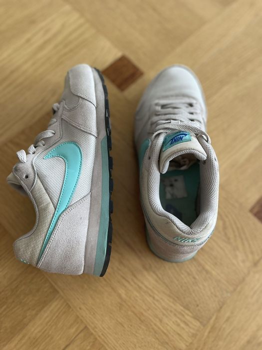 Кросівки Nike...