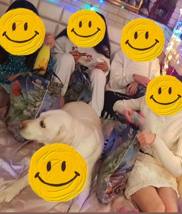 Ліжко євро розміру з матрацом і нішею.. Вставки еко-шкіра.