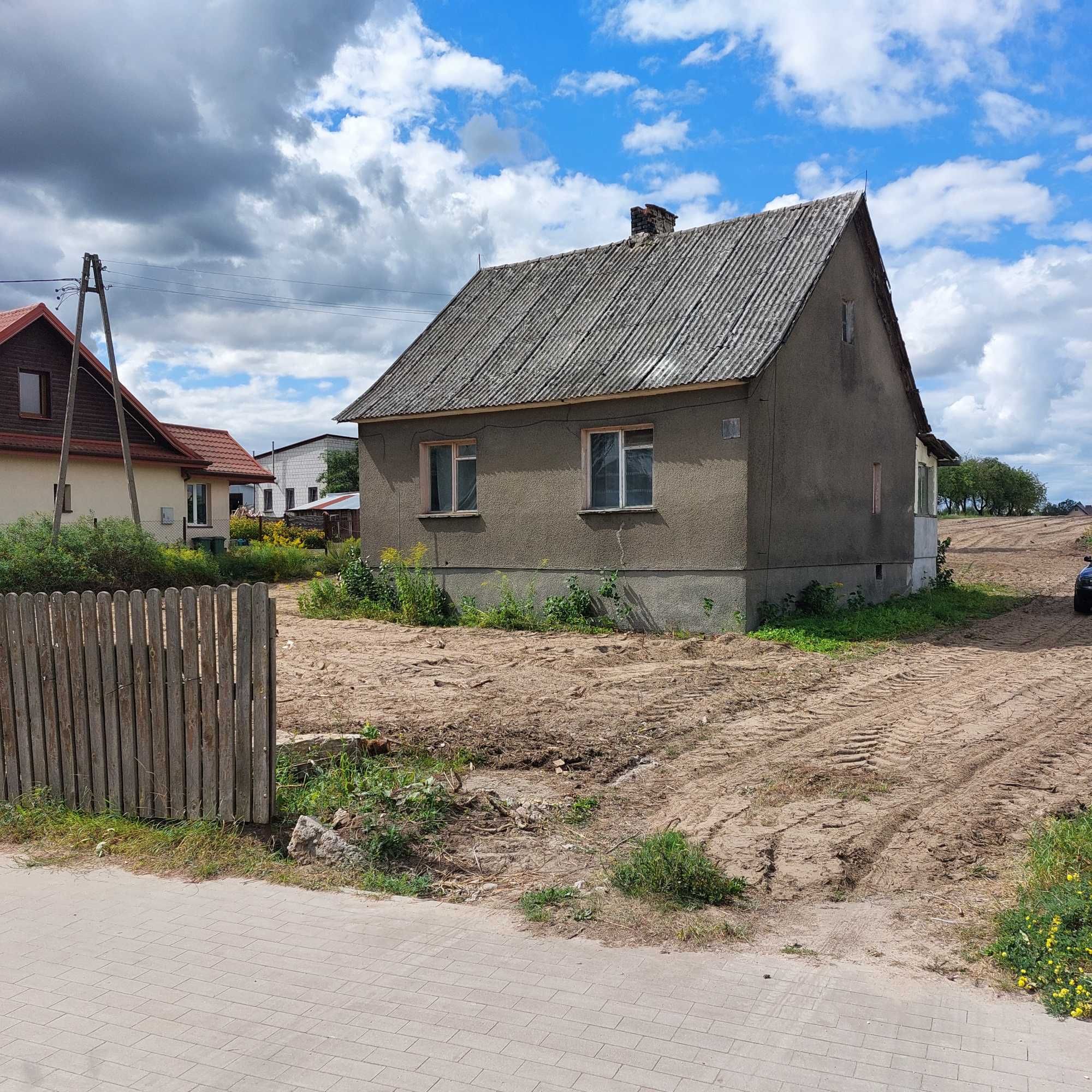 Działka 2 km od Białegostoku przy drodze powiatowej-z domem lub bez.