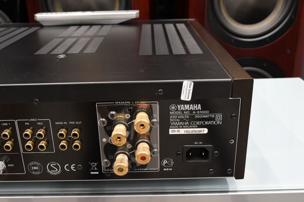 Wzmacniacz stereo Yamaha A-S1000 - klasyka w solidnym wydaniu!