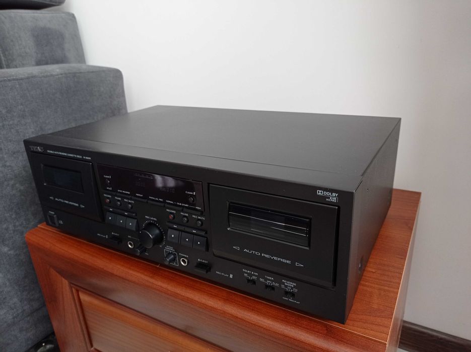 Magnetofon TEAC W-890R