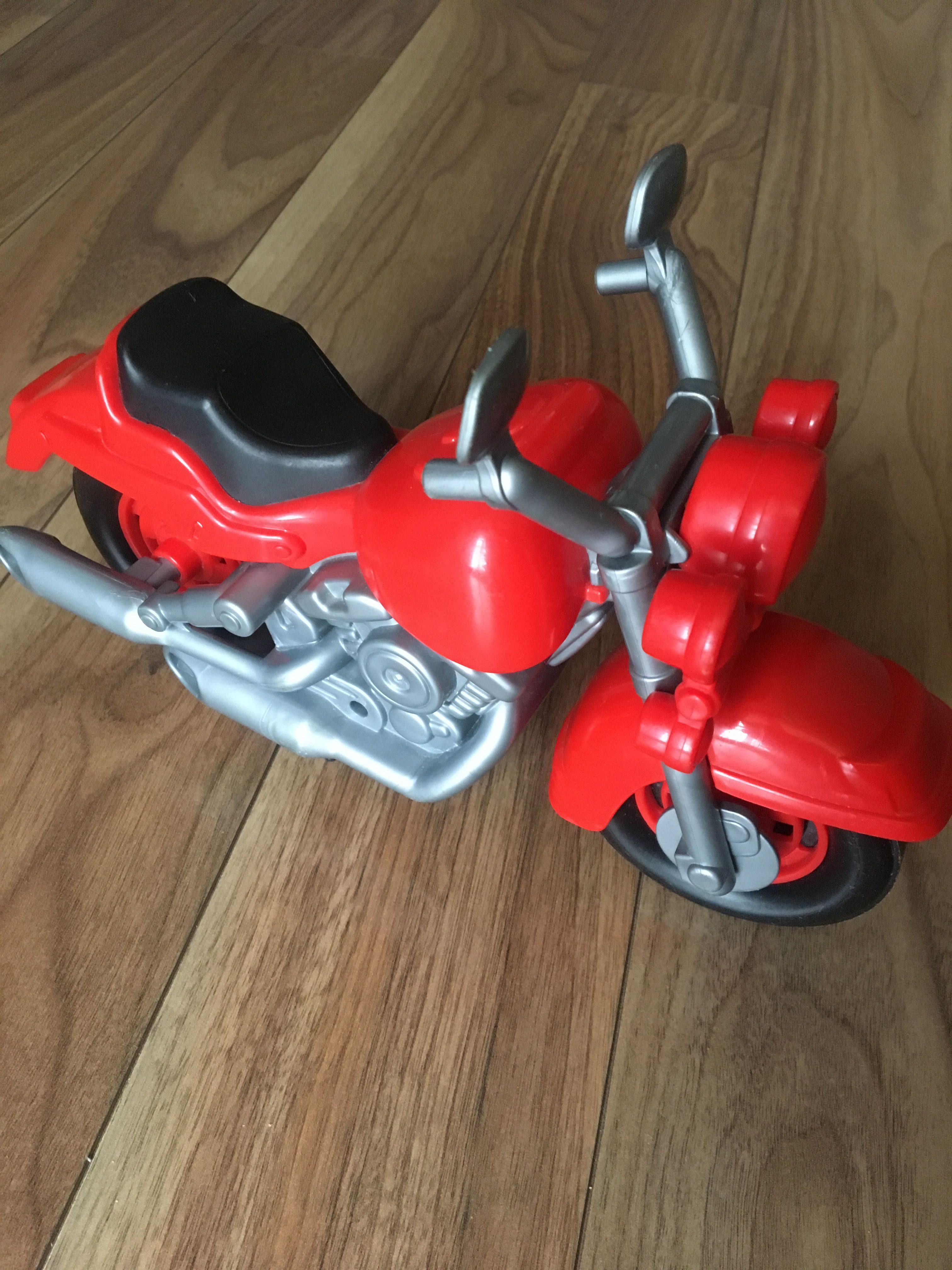 Мотоцикл іграшковий