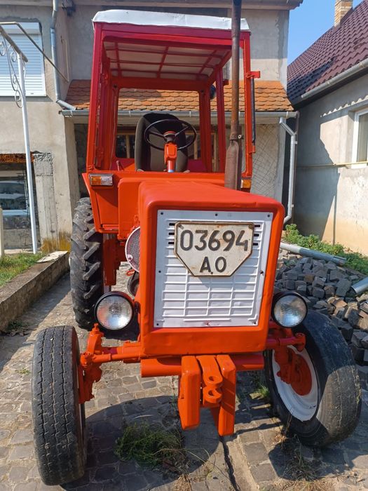 Продам трактор Т-25