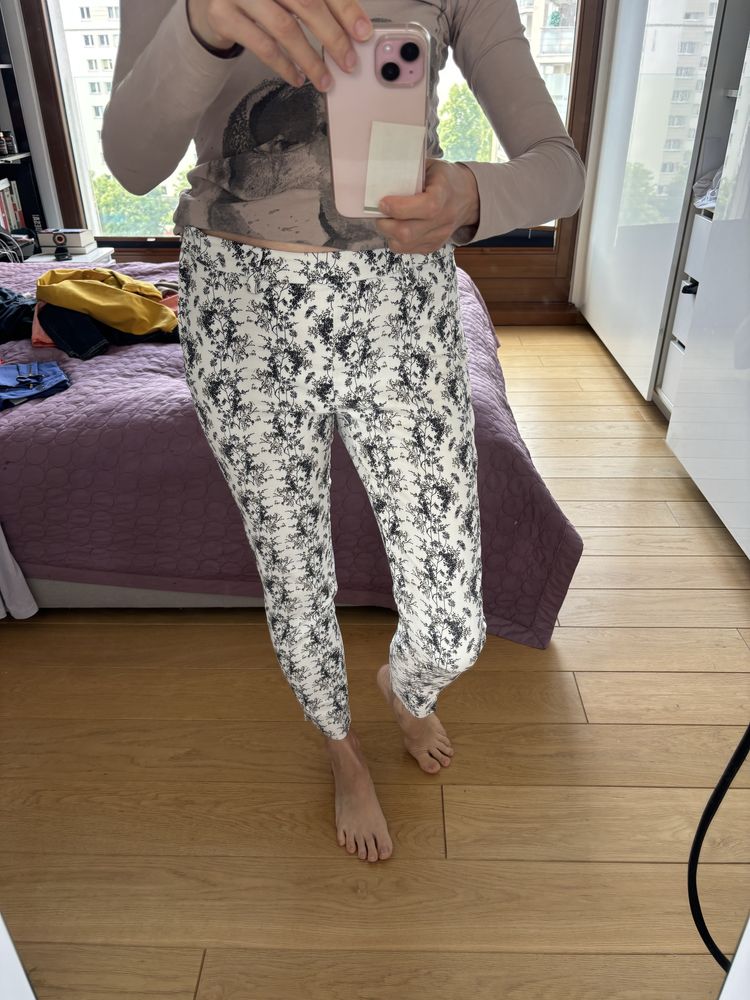 Zestaw 7 par damskich długich spodni skinny rozmiar XS Levi’s only H&M