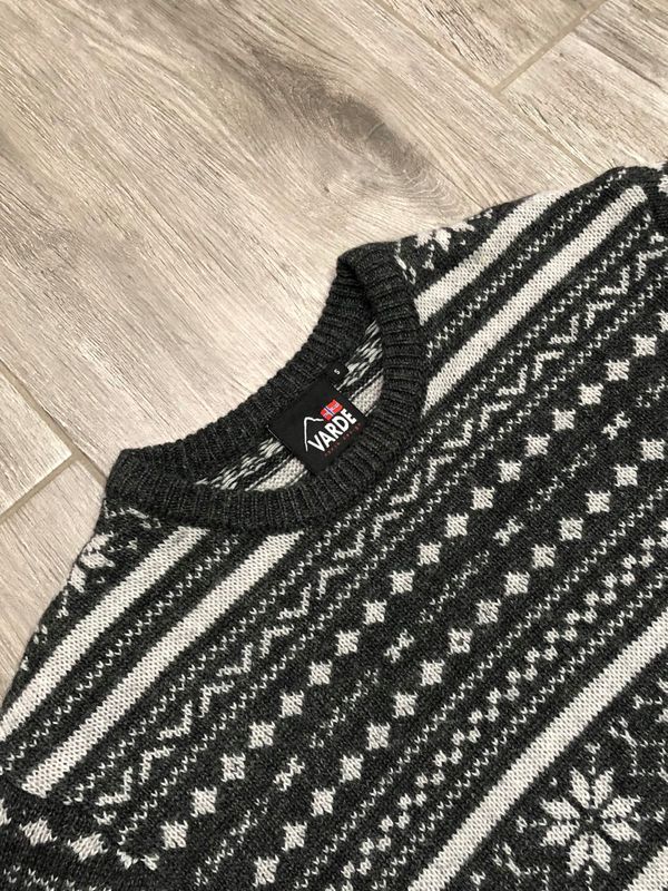 Varde Ciepły Sweter Męski Termiczny Norweski r. S