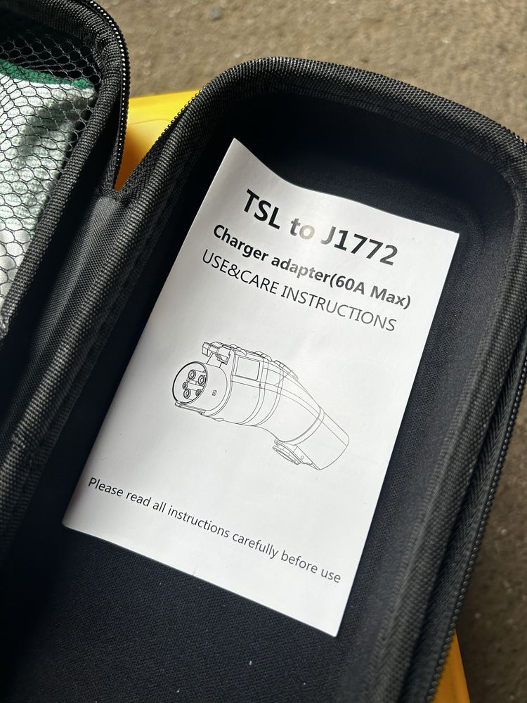 Адаптер Tesla – J1772, макс. 60 А та 250 В
