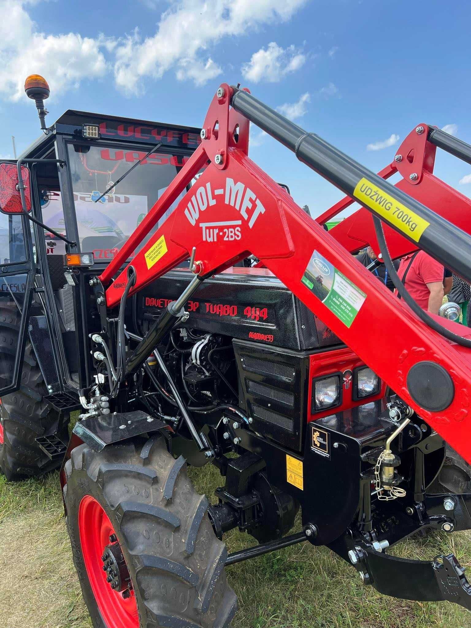 Ładowacz czołowy TUR-2BS samopoziomujący c360 c330 MTZ Zetor montaż
