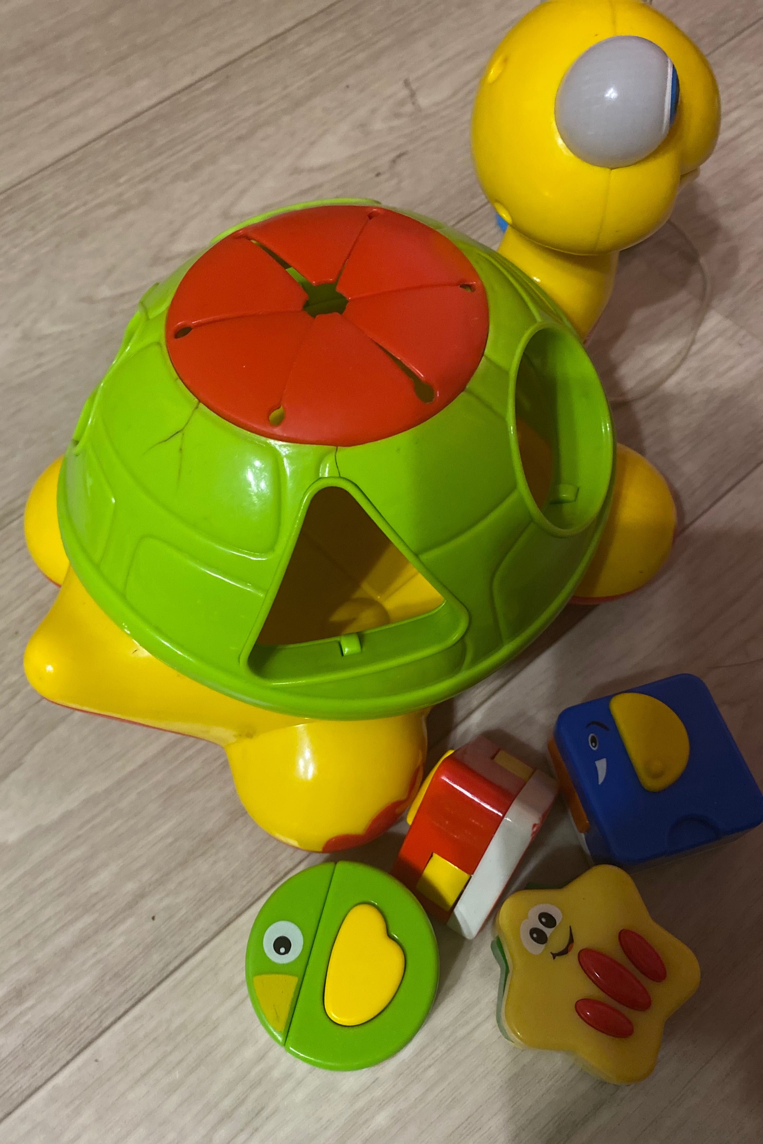 Лот развивашек:сортер Черепаха,мячик, конструк,овощи на липуч+подарок.